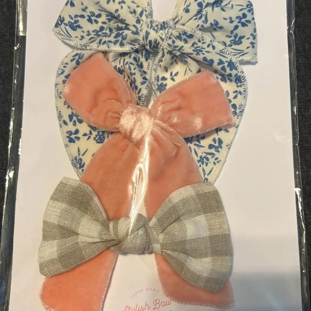 Oversized little poppy co bows